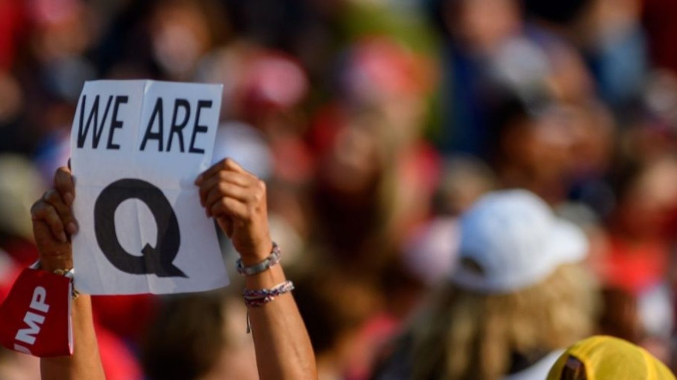 Who Is Behind QAnon